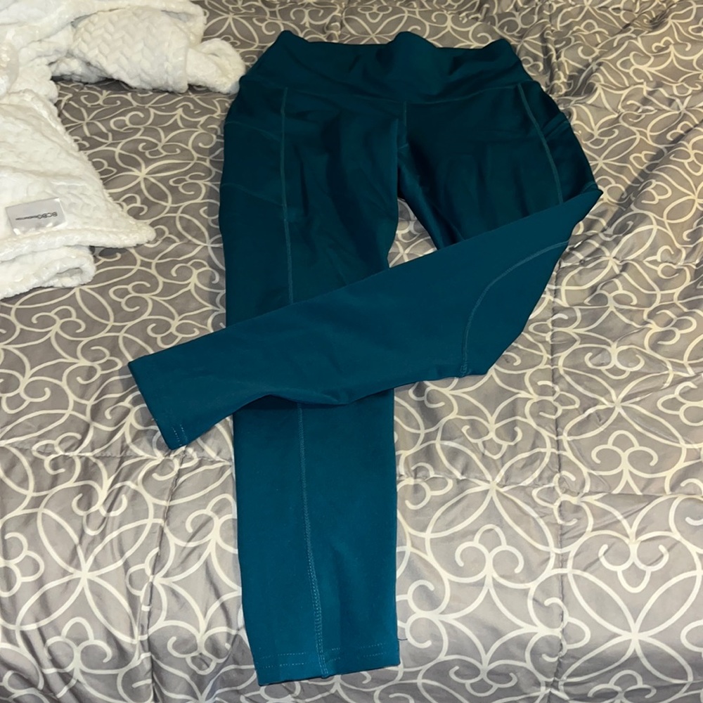 Blue leggings